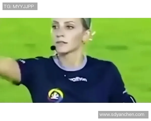 足球明星搞笑瞬间大集合让你捧腹大笑的精彩视频回顾